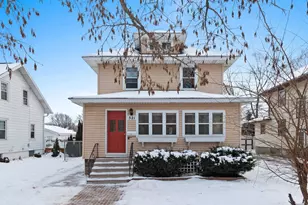 521 S Clay St, Green Bay, WI 54301 - Photo 1