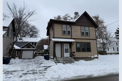 115 E Parkway Avenue, Oshkosh, WI 54901 - Photo 1