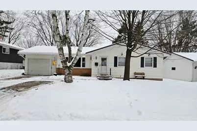 1137 S Park Street, Shawano, WI 54166 - Photo 1