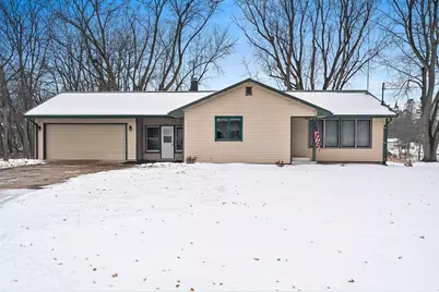 905 Washington Street, Fremont, WI 54940 - Photo 1