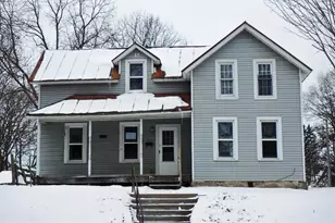 242 S Main St, Clintonville, WI 54929 - Photo 1