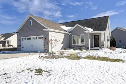5010 W Woods Creek Lane, Appleton, WI 54913 - Photo 1
