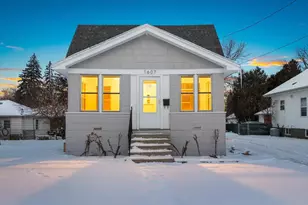 1607 Farlin Ave, Green Bay, WI 54302 - Photo 1