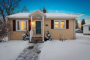 1630 Crooks St, Green Bay, WI 54302 - Photo 1