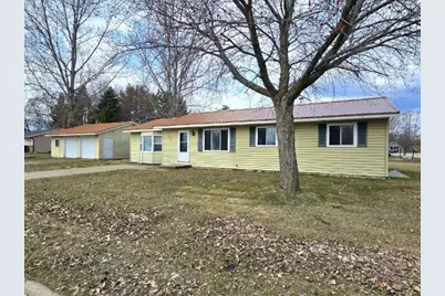 214 Pearl Avenue, Shawano, WI 54166 - Photo 1