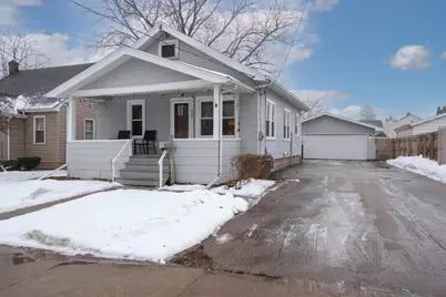 805 7th Street, Menasha, WI 54952 - Photo 1