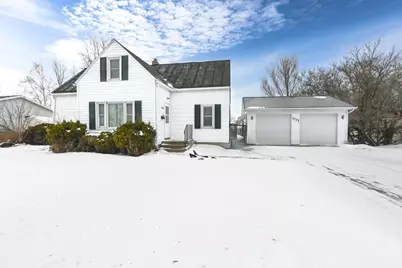 1021 Navarino Street, Algoma, WI 54201 - Photo 1