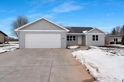 8350 Pheasant Run Trail, Larsen, WI 54947 - Photo 1