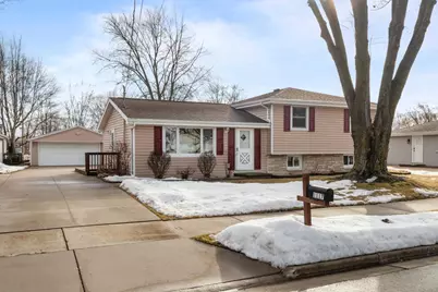 1117 Alva Street, Menasha, WI 54952 - Photo 1