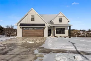541 Security Blvd, Green Bay, WI 54313 - Photo 1