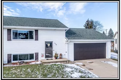 113 William Court, Hortonville, WI 54944 - Photo 1