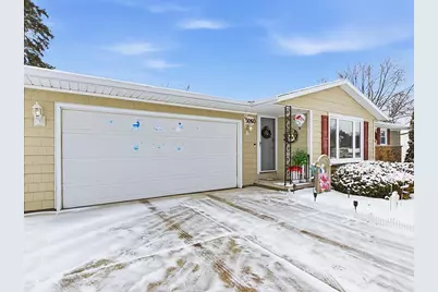3060 Holland Road, Green Bay, WI 54313 - Photo 1