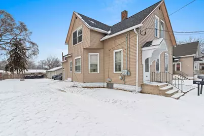945 Velp Avenue, Green Bay, WI 54303 - Photo 1