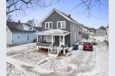 1322 S Broadway, Green Bay, WI 54304 - Photo 1
