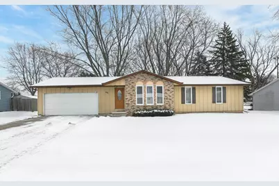 441 Menlo Park Road, Green Bay, WI 54302 - Photo 1