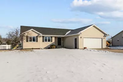 W5372 Gable Drive, Appleton, WI 54915 - Photo 1