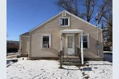 915 S Outagamie Street, Appleton, WI 54914 - Photo 1