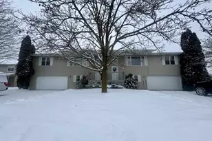 2966 Manitowoc Rd, Green Bay, WI 54301 - Photo 1