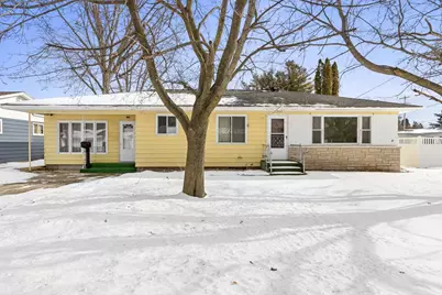 124 N Wood Avenue, Peshtigo, WI 54157 - Photo 1