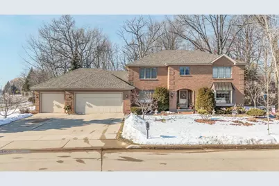 600 E Woodcrest Drive, Appleton, WI 54915 - Photo 1