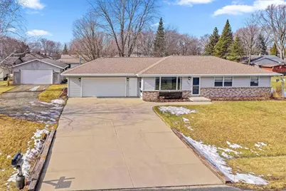 1501 N Lynndale Drive, Appleton, WI 54914 - Photo 1