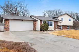 499 Tyrolian Dr, Green Bay, WI 54302 - Photo 1