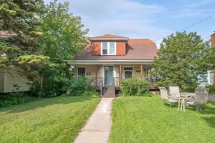 828 Mather St, Green Bay, WI 54303 - Photo 1