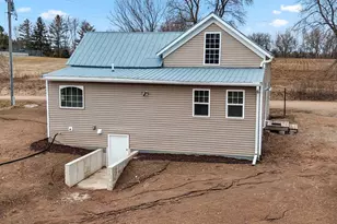 550 Barke St, Gillett, WI 54124 - Photo 1
