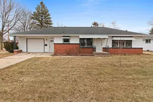 1202 2nd St, Kewaunee, WI 54216 - Photo 1
