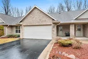 2455 Remington Rd, Green Bay, WI 54302 - Photo 1