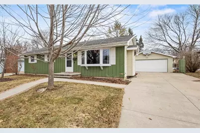 416 S Joseph Street, Appleton, WI 54915 - Photo 1