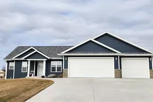 11 Mistral Ct, Fond du Lac, WI 54937 - Photo 1