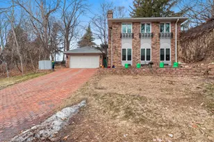 337 Wesley Ave, Green Bay, WI 54302 - Photo 1