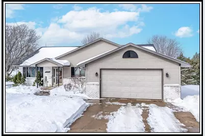 1725 Smith Street, New London, WI 54961 - Photo 1