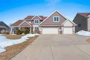 3585 Glen Abbey Dr, Green Bay, WI 54311 - Photo 1