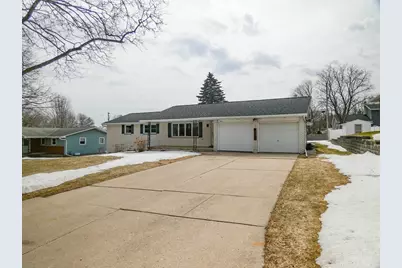 929 Marvelle Lane, Green Bay, WI 54304 - Photo 1