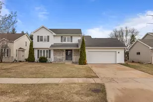 200 Fox Fire Dr, Oshkosh, WI 54904 - Photo 1