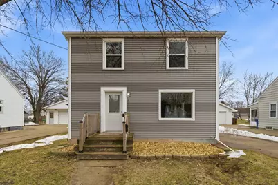831 Martin Street, Menasha, WI 54952 - Photo 1