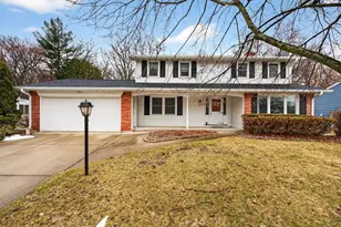 2516 Bittersweet Ave, Green Bay, WI 54301 - Photo 1