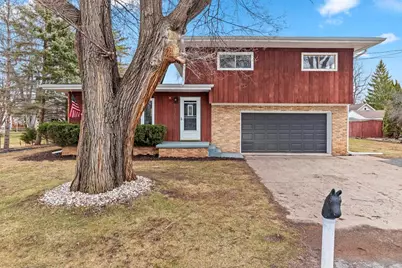 1320 Sheboygan Street, Oshkosh, WI 54904 - Photo 1