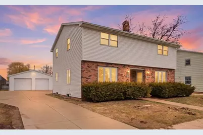 606 E Florida Avenue, Appleton, WI 54911 - Photo 1
