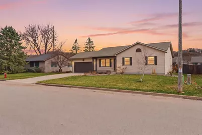 3011 S Pleasant Drive, Holmen, WI 54636 - Photo 1
