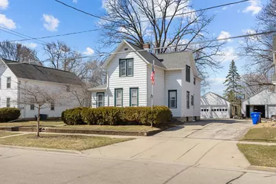 543 N State Street, Appleton, WI 54911 - Photo 1