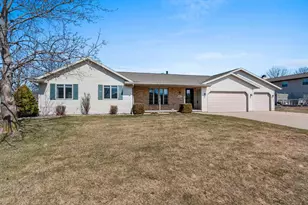 2817 Oslo Dr, Green Bay, WI 54311 - Photo 1