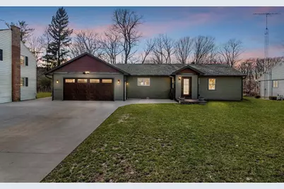 4726 Hessel Court, Manitowoc, WI 54220 - Photo 1
