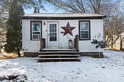 1139 S Franklin Street, Shawano, WI 54166 - Photo 1