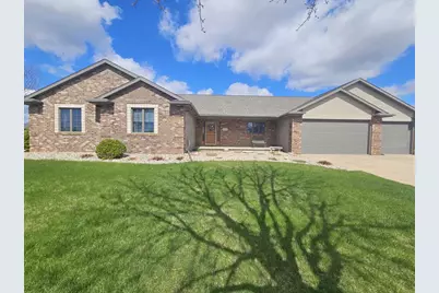 458 Windmill Drive, Kaukauna, WI 54130 - Photo 1