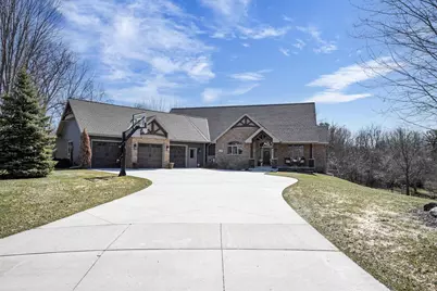 2592 Remington Court, Green Bay, WI 54302 - Photo 1