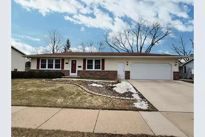 1313 E Murdock Avenue, Oshkosh, WI 54901 - Photo 1