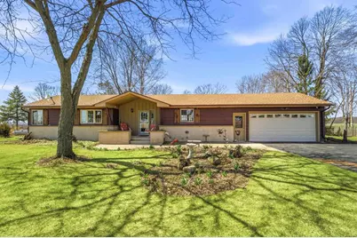 N6410 Hillview Road, Saint Cloud, WI 53079 - Photo 1